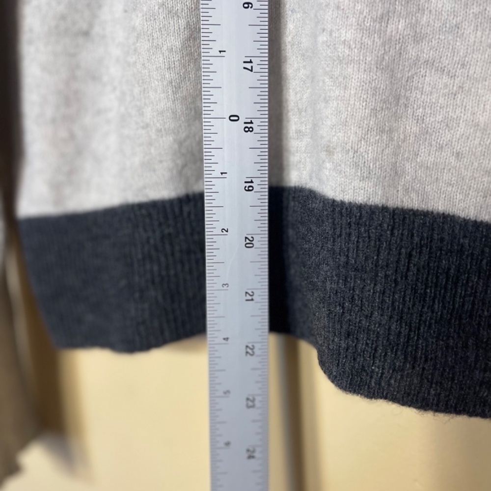 Cashmere Sweater - Picture 8 of 8